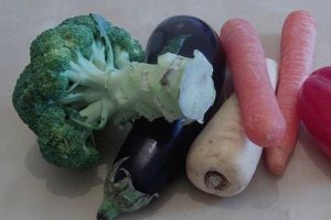 Evitar la caries con buenos alimentos