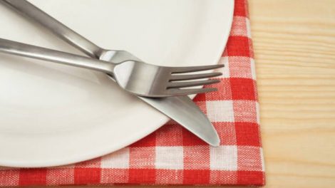 Aluminio en cuchillos y tenedores