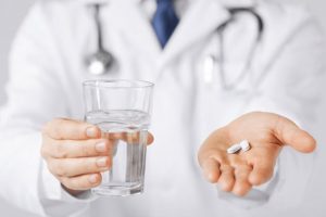 Las consecuencias de tomar antibióticos sin la debida prescripción médica