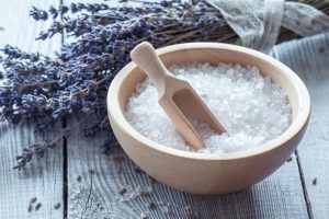 Cómo preparar un baño estimulante