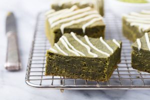 Brownies de chocolate blanco y te verde