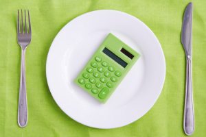 Cómo calcular las calorías diarias que necesita una mujer