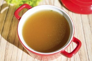 Cómo hacer un caldo depurativo