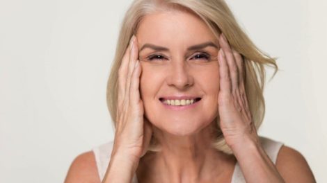 Consejos para cuidar la piel a los 60