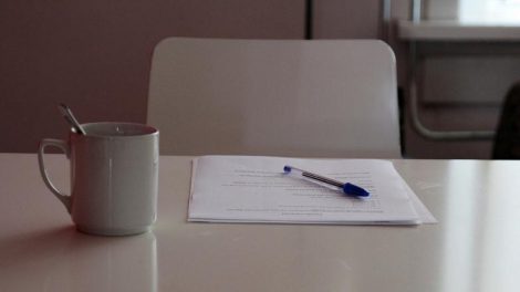 Si piensas contratar un seguro de salud lo mejor es pararte, tener paciencia y pensar