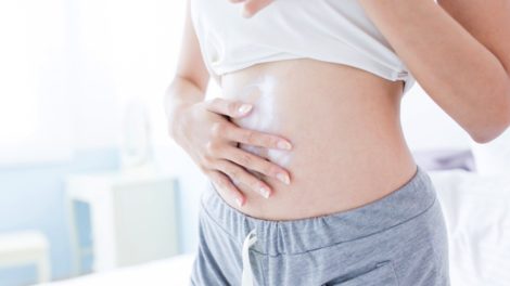 Crema reafirmante para el abdomen casera