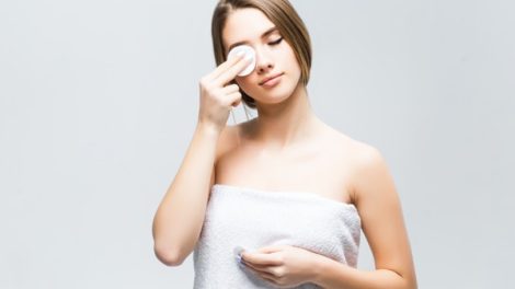 eliminar maquillaje waterproof