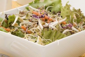 Cómo hacer ensalada de soja germinada