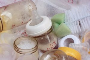 Cómo esterilizar los utensilios del bebé