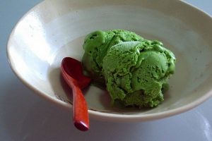 Helado de té verde