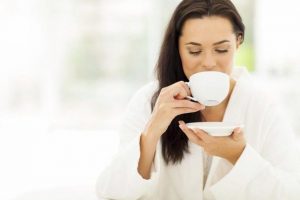 La infusión de salvia y caléndula ayudan a regular la menstruación