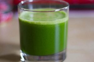 Cómo hacer un delicioso jugo de pepino y limón