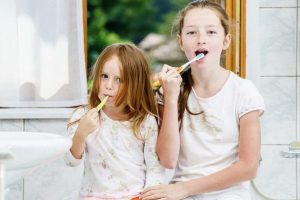 limpieza-dental-dientes-de-leche