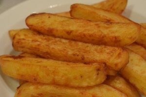 Trucos para hacer patatas fritas ligeras