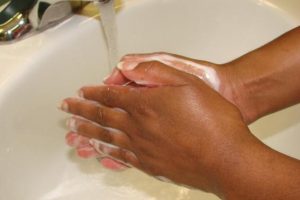 Cómo prevenir y evitar el contagio por ébola
