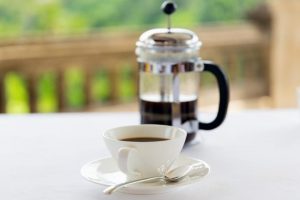 Cómo preparar café con prensa francesa