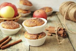 Magdalenas con manzana especiadas