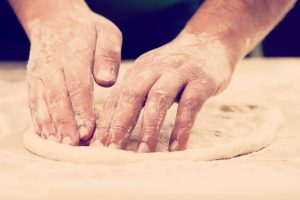 Receta de base de pizza tradicional