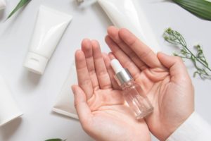 Receta de sérum casero con dos tipos de ácido hialurónico