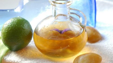 Remedios naturales contra la caspa