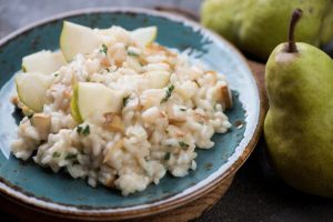 Cómo hacer un risotto de gorgonzola y pera