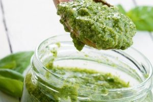 Receta de salsa de pesto
