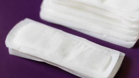 ¿Por qué se produce un sangrado vaginal anormal sin regla?