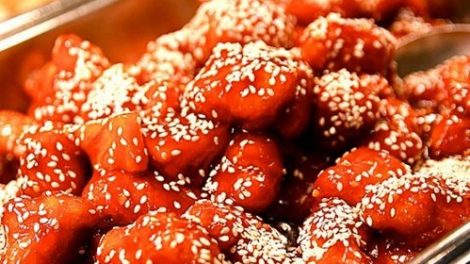 La comida china es rica en glutamato monosódico