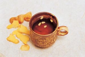 Cómo hacer un beneficioso té de cúrcuma y jengibre