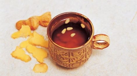 Cómo hacer un beneficioso té de cúrcuma y jengibre