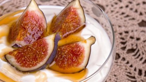 yogur-con-higos-y-miel