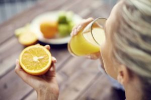 El consumo de zumo de naranjas en ayunas