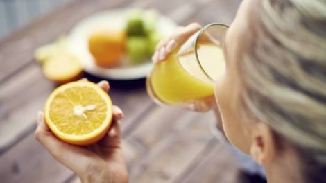 El consumo de zumo de naranjas en ayunas